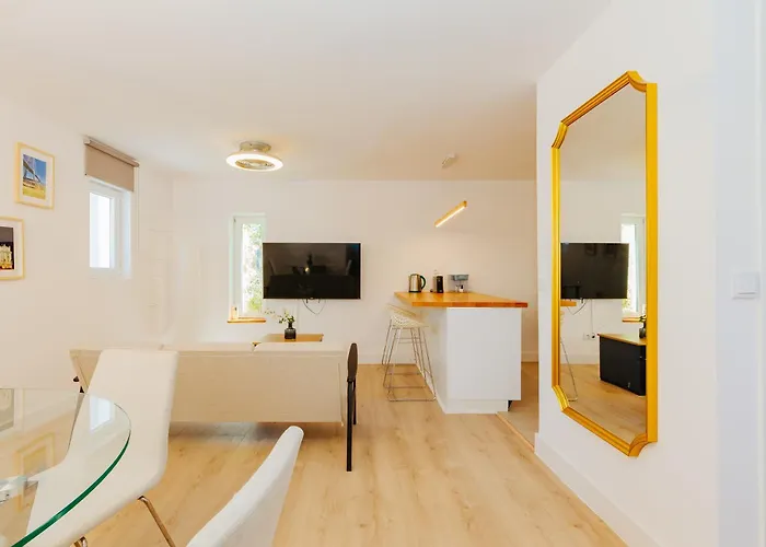 Casa de Férias New Amazing Cozy House In The Heart *