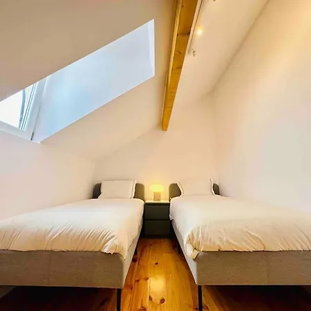 New Amazing Cozy House In The Heart Semesterbostad