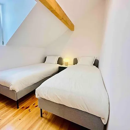 Semesterbostad New Amazing Cozy House In The Heart Lisboa