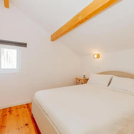 New Amazing Cozy House In The Heart Lisbona