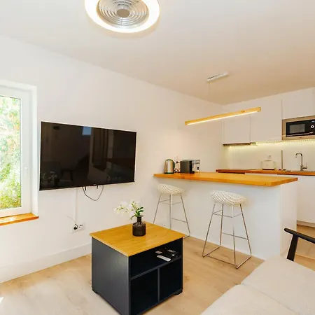 Semesterbostad New Amazing Cozy House In The Heart