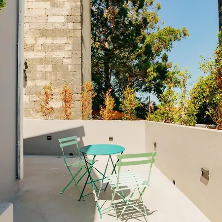 Semesterbostad New Amazing Cozy House In The Heart Lisboa