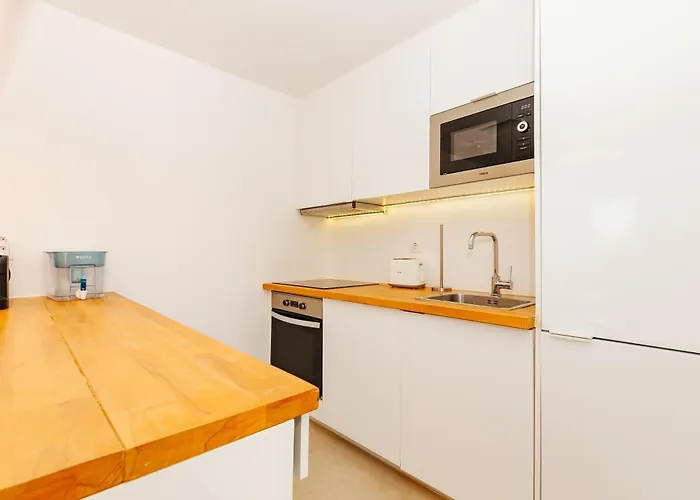 Semesterbostad New Amazing Cozy House In The Heart