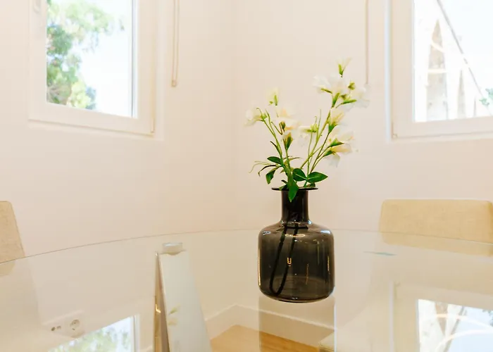 Semesterbostad New Amazing Cozy House In The Heart Lisboa