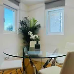 New Amazing Cozy House In The Heart 펜션