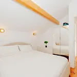 펜션 New Amazing Cozy House In The Heart 리스본