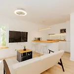 New Amazing Cozy House In The Heart 펜션