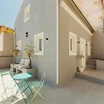 New Amazing Cozy House In The Heart 펜션 *